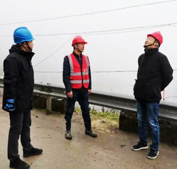 110kV雷坝一二线导线替换治理工程圆满完工恢复运行