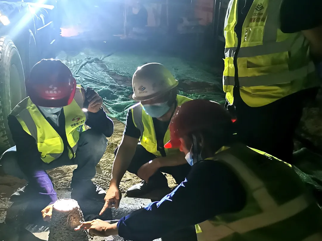 华润虞城一期50MW风电项目首台风机基础顺遂浇筑完成