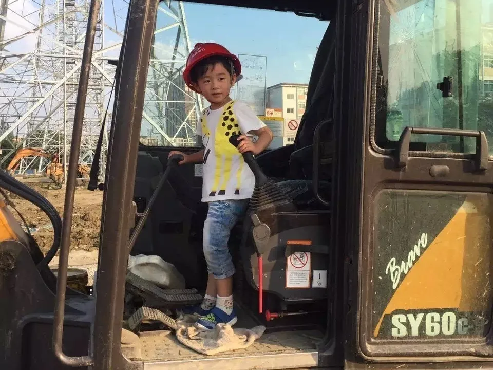 六一儿童节丨我是小小7790必发集团人，，匠人心志传薪火