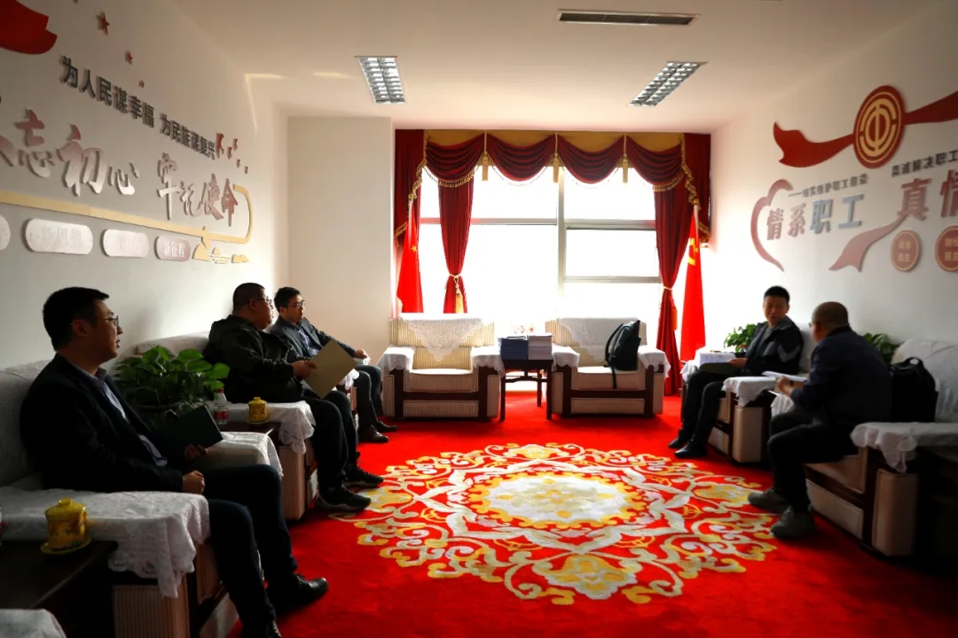 特变电工新疆新能源考察团到访，，交流分享促共赢