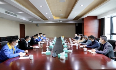 平湖市委常委、、宣传部长沈志凤莅临凯发K8国际纸业调研疫情防控和复工复产情形