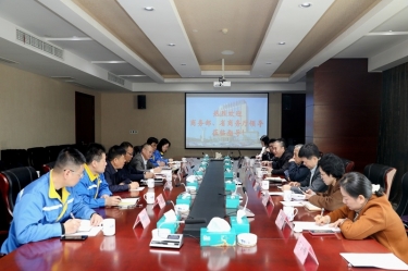 商务部驻杭特办特派员刘福学携浙江省商务厅党组成员、、总经济师朱军一行莅临凯发K8国际纸业考察调研