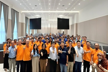 蛇年共进 再攀岑岭 | 凯发K8国际纸业全资子公司凯发K8国际控股（马）有限公司第二届员工大会及年会盛典盛大举行